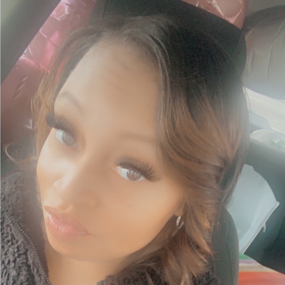 Meet your Posher, Jasmine